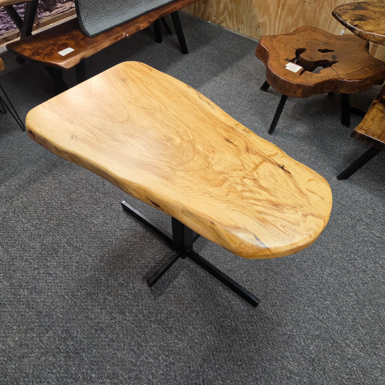 Ash Breakfast table on black metal pedestal leg