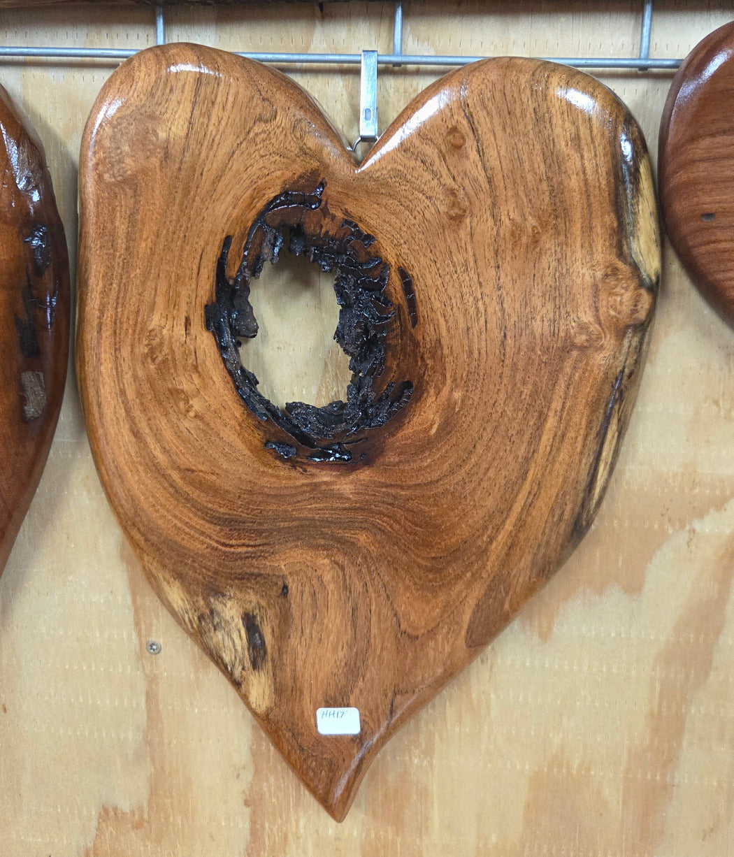 Mesquite Hanging Heart Wall Art – Natural Wood Décor – 14 1/2"x10"