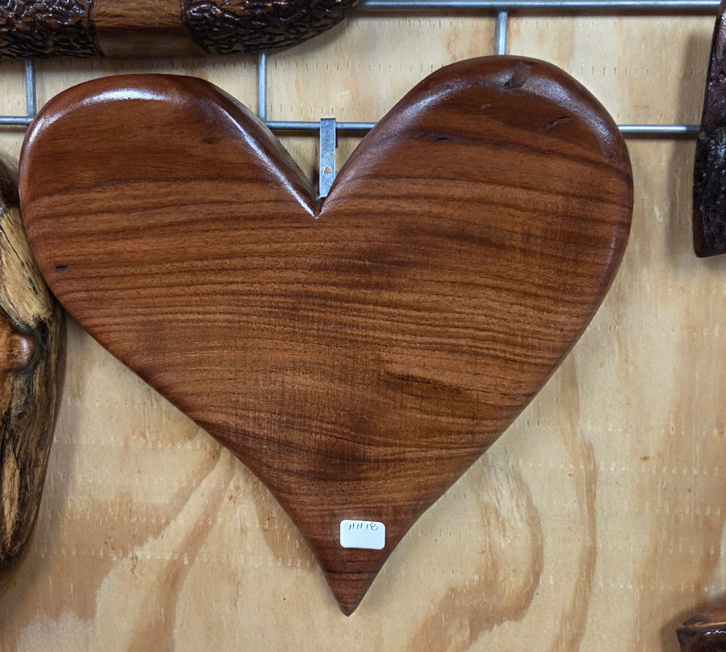 Mesquite Hanging Heart Wall Art – Natural Wood Décor – 10"x9 1/2"